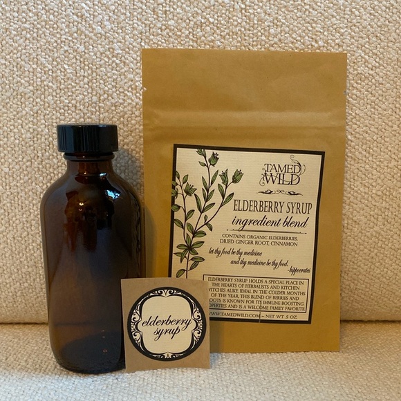 Elderberry Syrup Ingredient Blend with Bottle - Picture 1 of 5